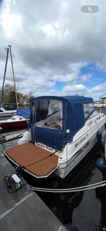 Larson Cabrio 244