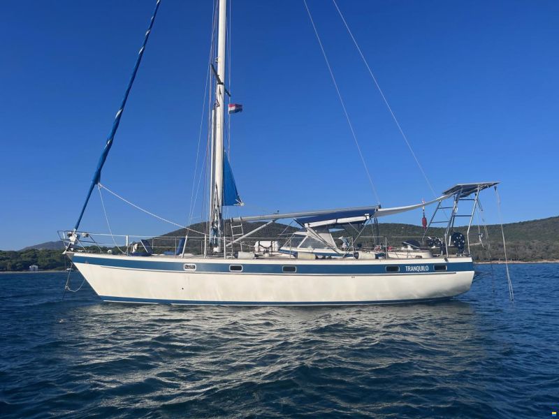 Hallberg-Rassy HR42E