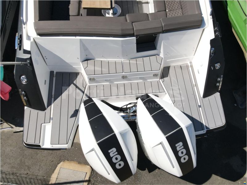 Nordkapp Noblesse 830