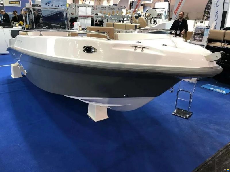 Nireus 490 Comfort