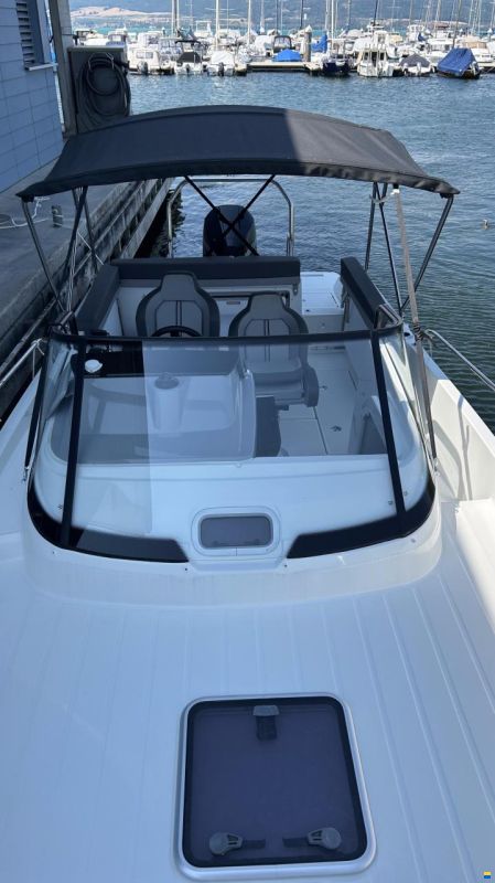 Jeanneau Cap Camarat 7.5