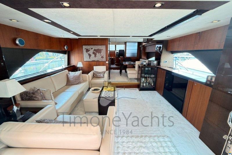 Fairline SQUADRON 78