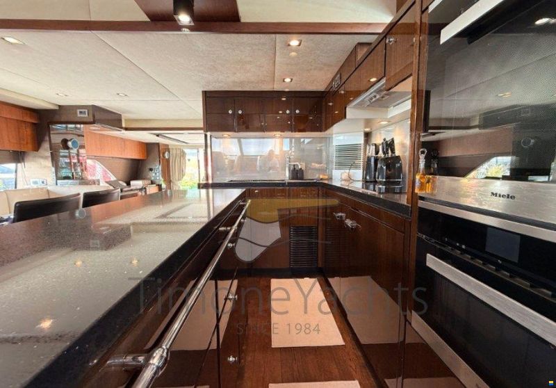 Fairline SQUADRON 78