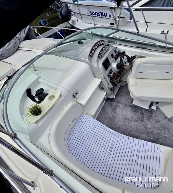 Bayliner 335