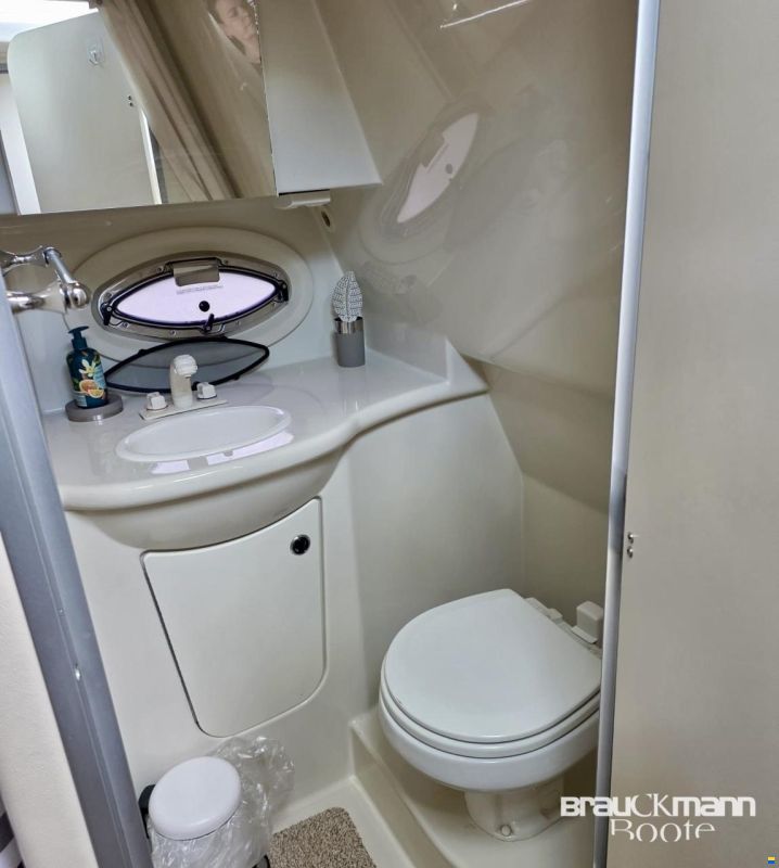 Bayliner 335