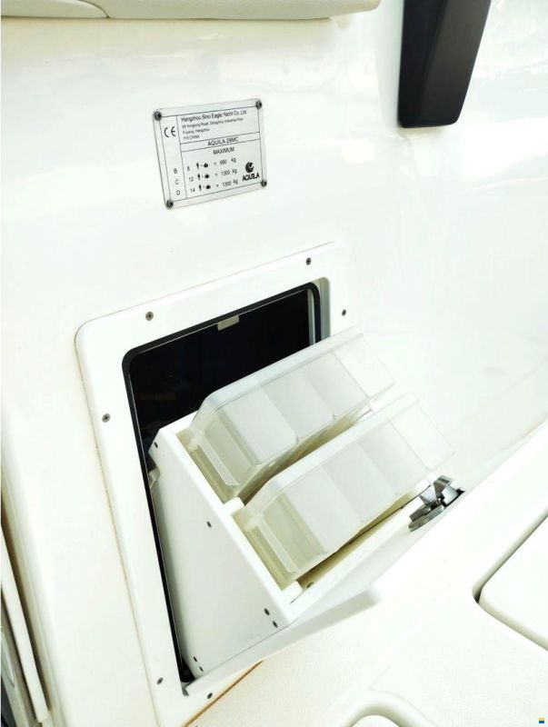AQUILA 28