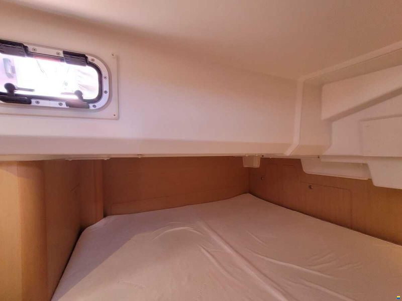 Beneteau Oceanis 35