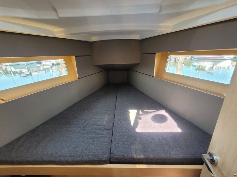 Beneteau Oceanis 35