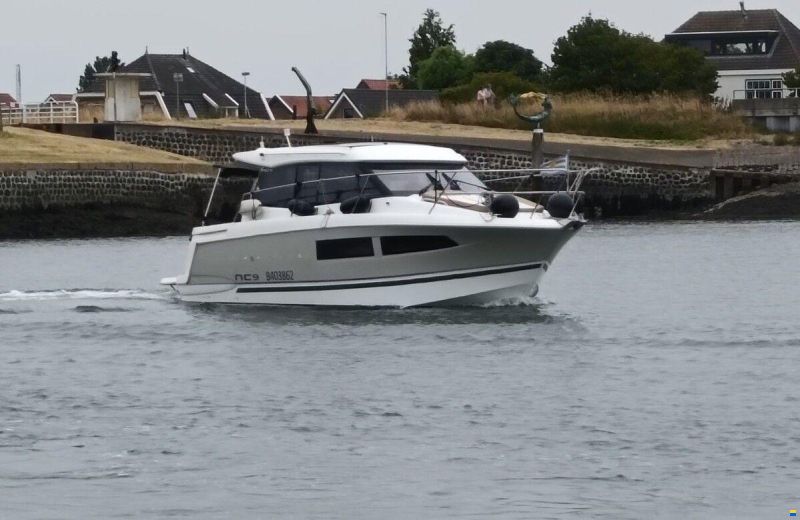 Jeanneau NC 9
