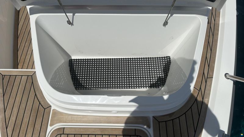 Nimbus W11