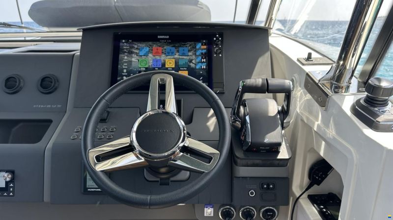 Nimbus W11