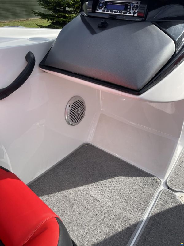 Sea-Doo Speedster Wake