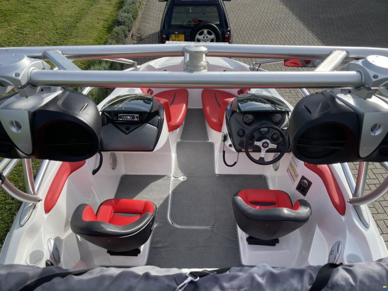 Sea-Doo Speedster Wake