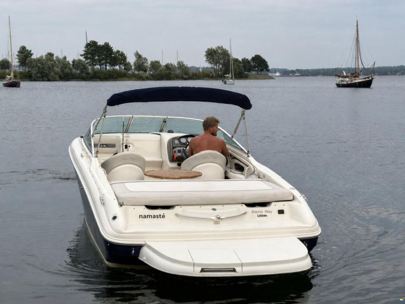 Sea Ray SEARAY 240 SS + Mercruiser 5.0l MPI