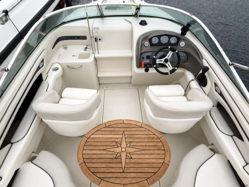Sea Ray SEARAY 240 SS + Mercruiser 5.0l MPI