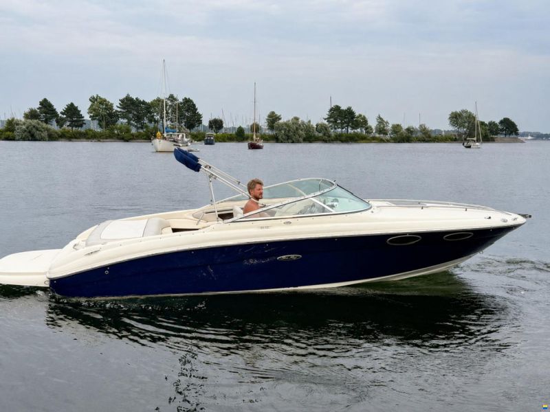 Sea Ray SEARAY 240 SS + Mercruiser 5.0l MPI