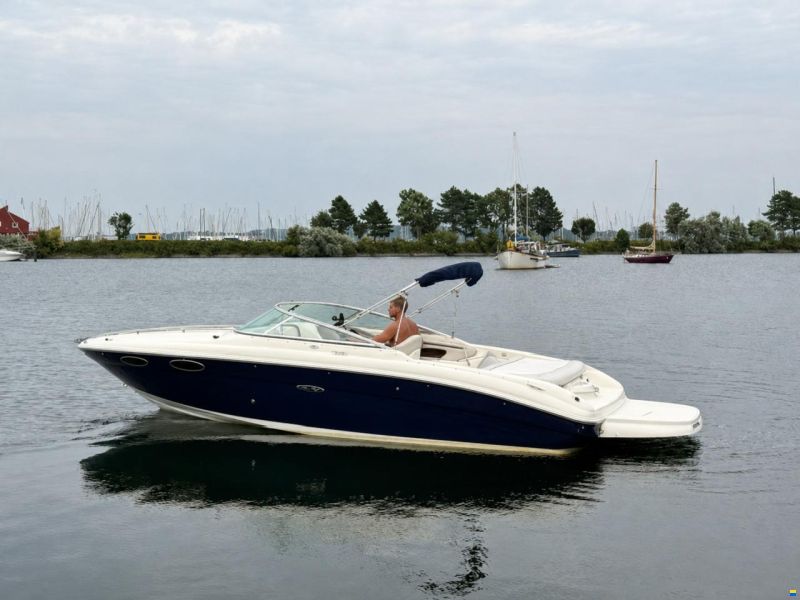 Sea Ray SEARAY 240 SS + Mercruiser 5.0l MPI