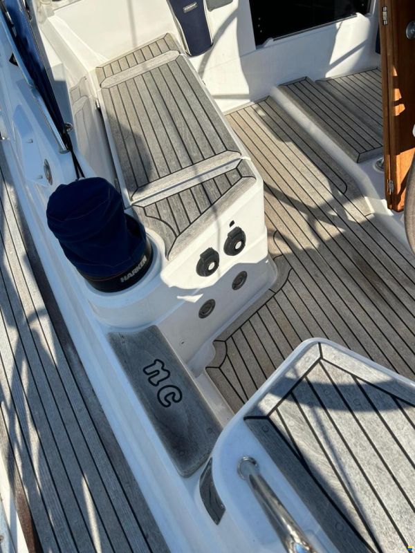 Nauticat 37