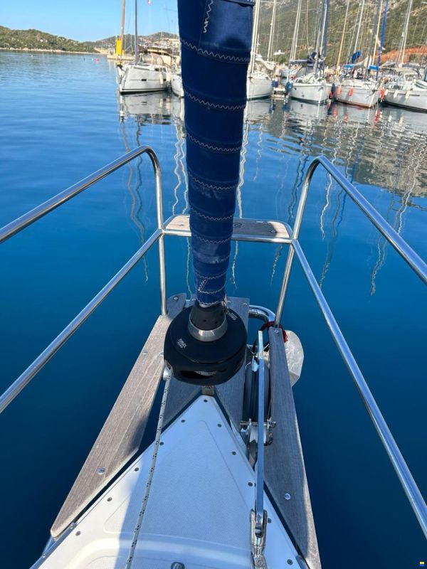 Nauticat 37