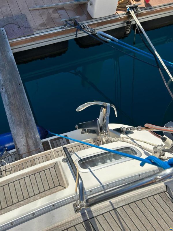 Nauticat 37