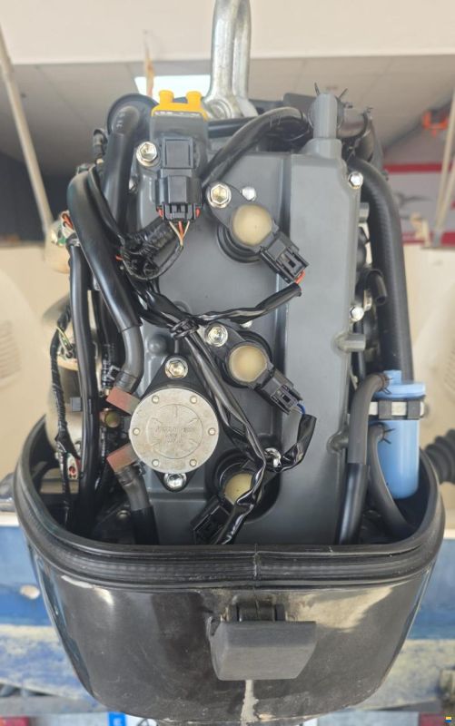 Suzuki DF50ATL