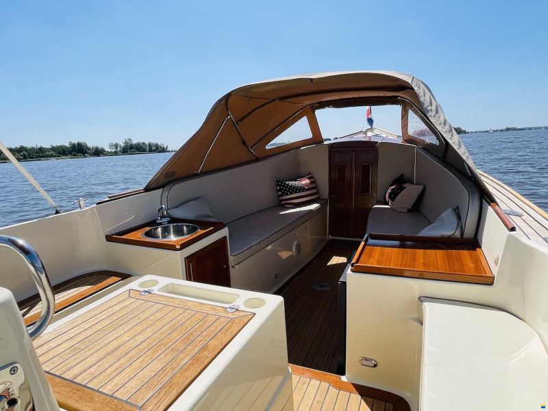 Interboat 25