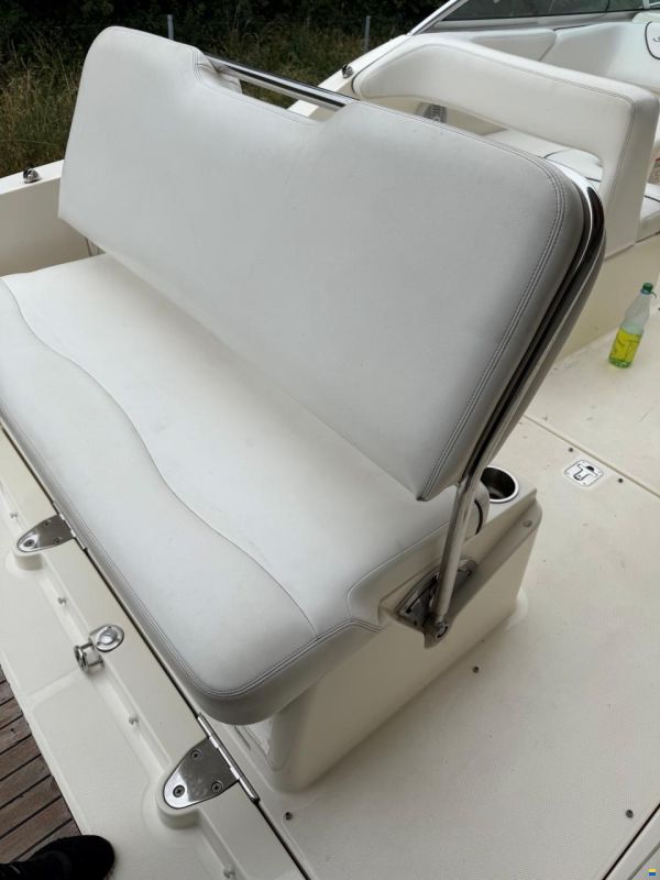 Sea Ray 255 Sundancer