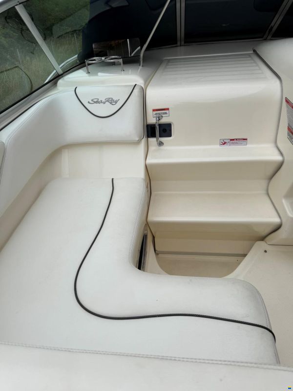 Sea Ray 255 Sundancer
