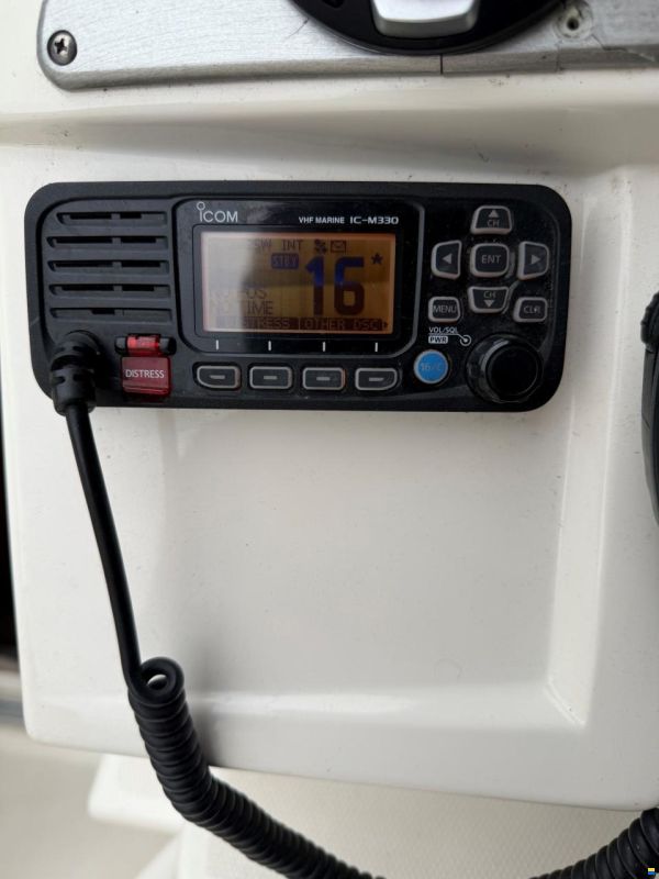 Sea Ray 255 Sundancer