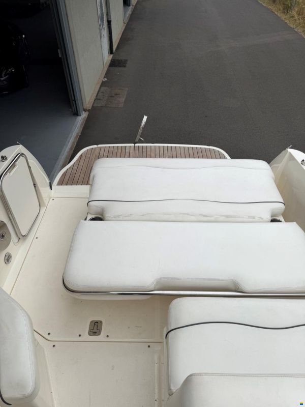 Sea Ray 255 Sundancer