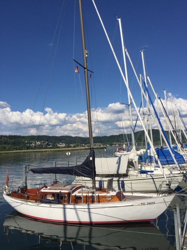 Stählerner Seekreuzer Marken I