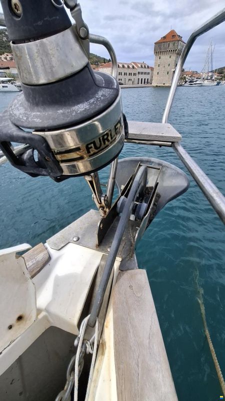 Bavaria 44