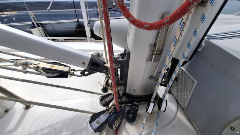 Bavaria 44