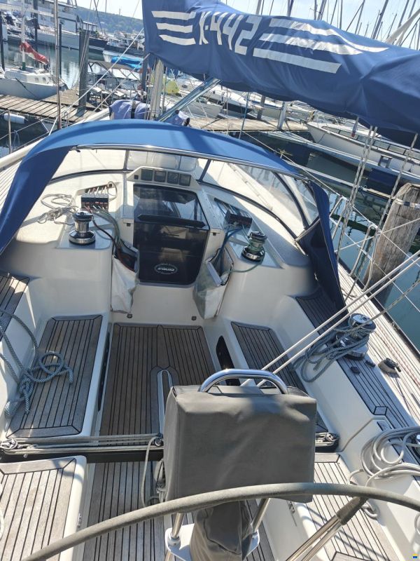 X-Yachts 442