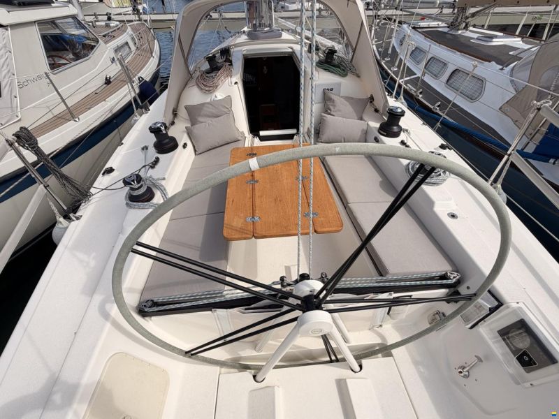 X-Yachts X-35