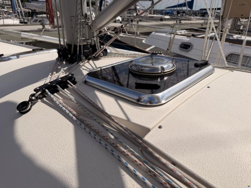 X-Yachts X-35