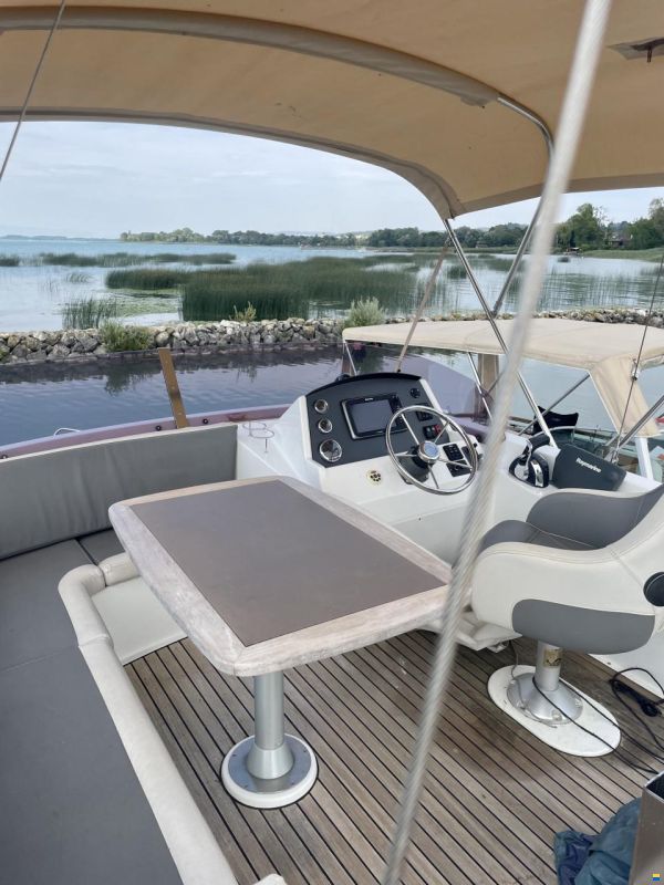 Beneteau SWIFT Trawler 34 fly