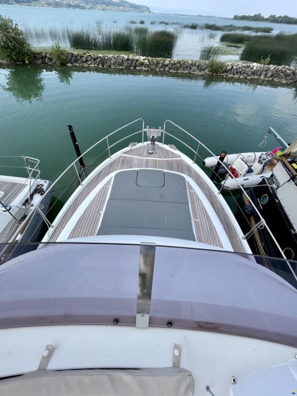 Beneteau SWIFT Trawler 34 fly