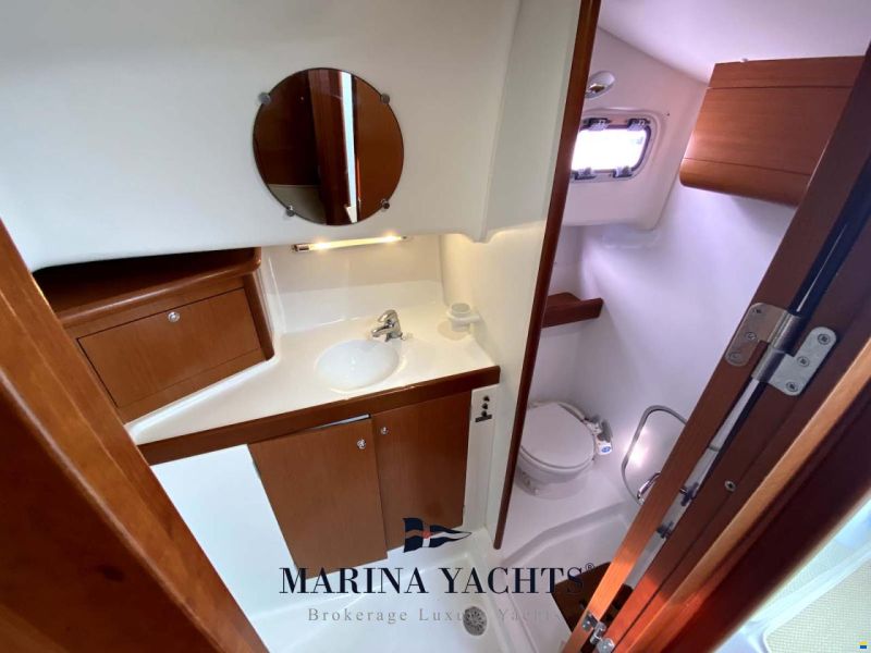 Beneteau Antares 10.80