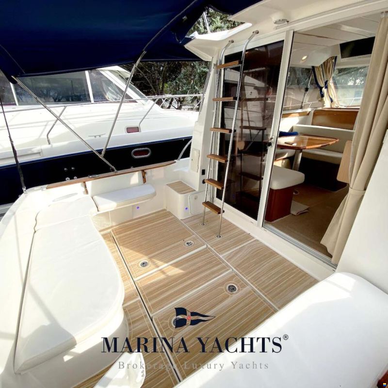 Beneteau Antares 9