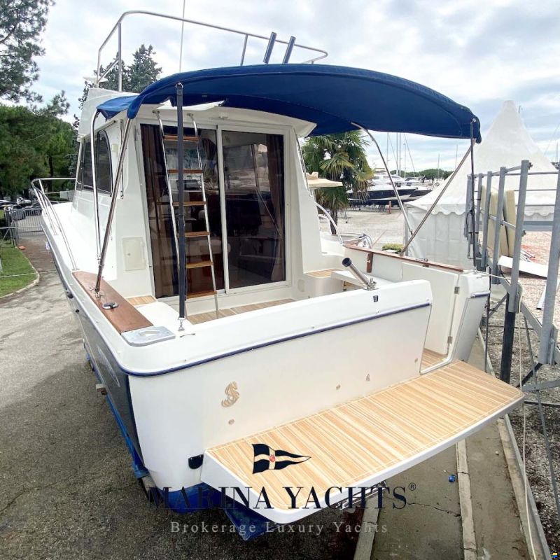 Beneteau Antares 9