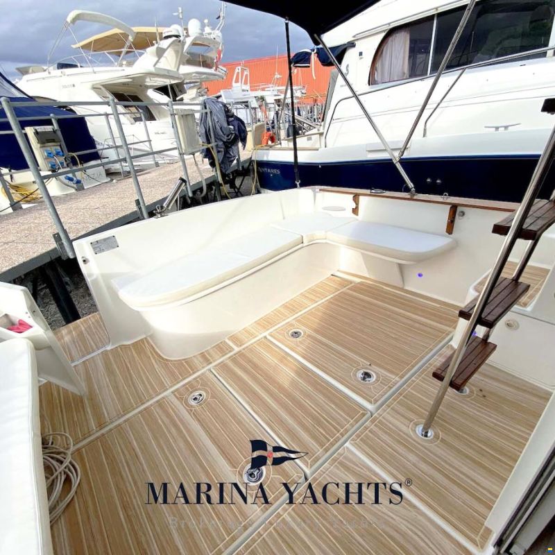 Beneteau Antares 9