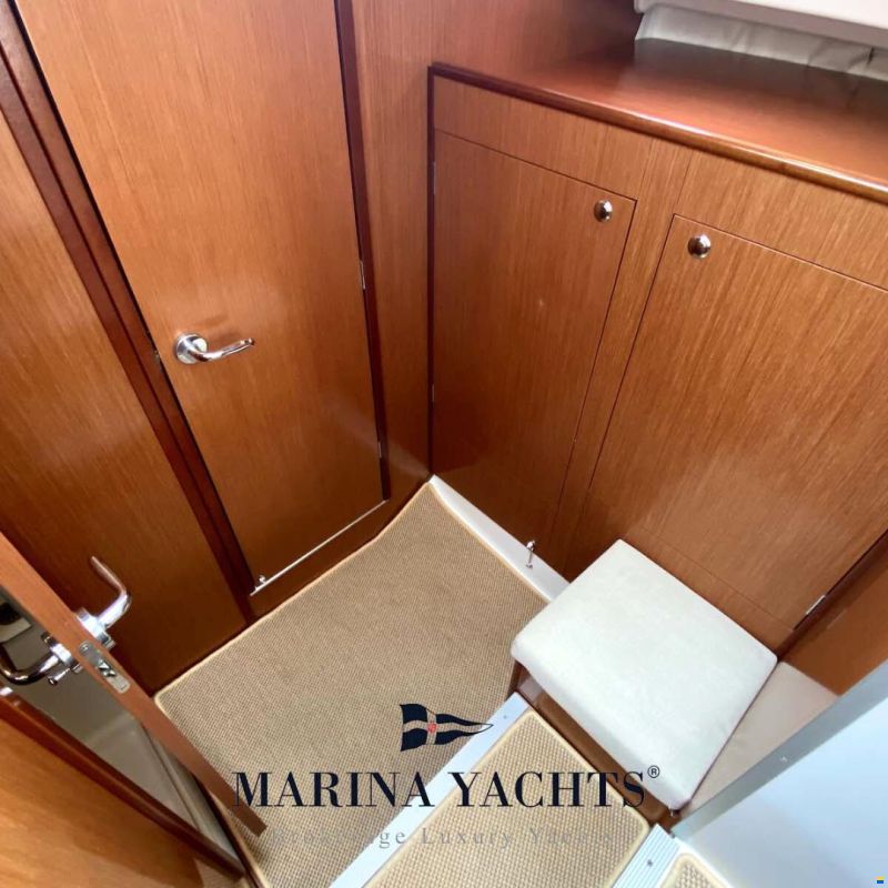 Beneteau Antares 9