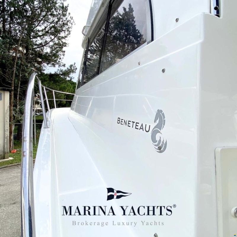 Beneteau Antares 9