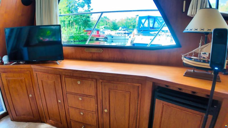 Neptunus 138/46 Sedan Fly Flybridge