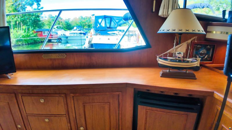 Neptunus 138/46 Sedan Fly Flybridge