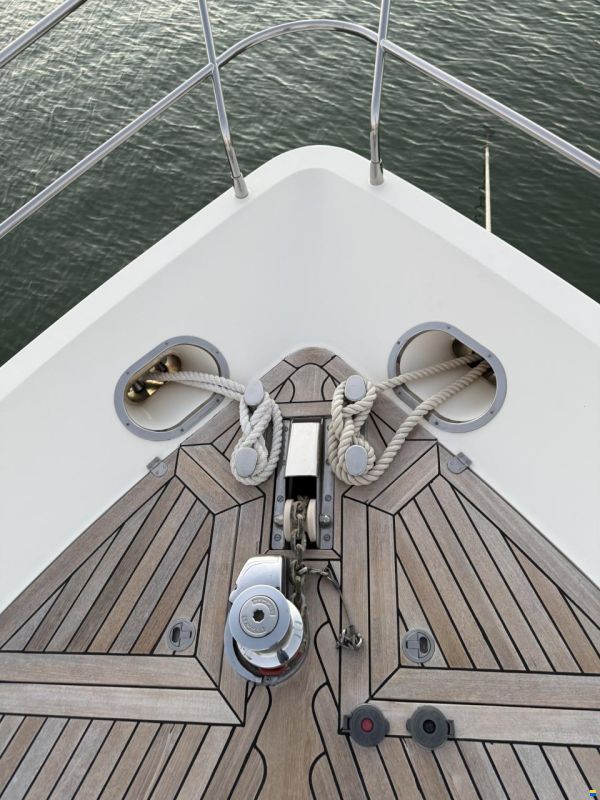 Fairline Squadron 62