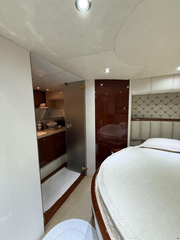 Fairline Squadron 62