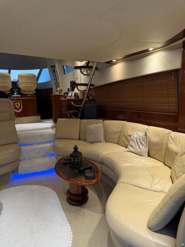 Fairline Squadron 62