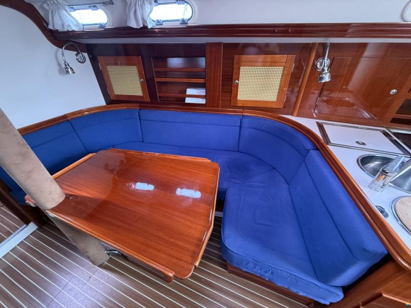 Hanse 371